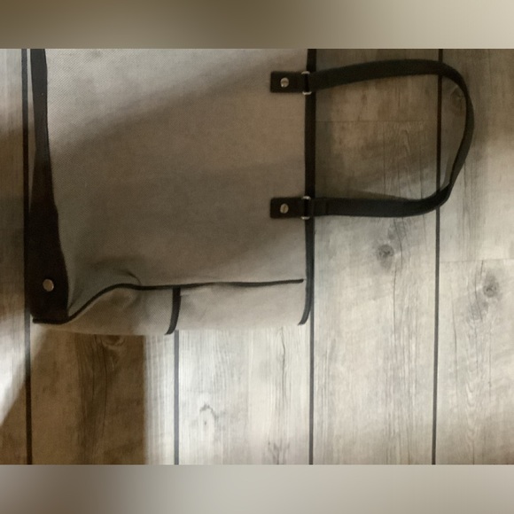 Thirty one Cindy tote - Picture 2 of 3